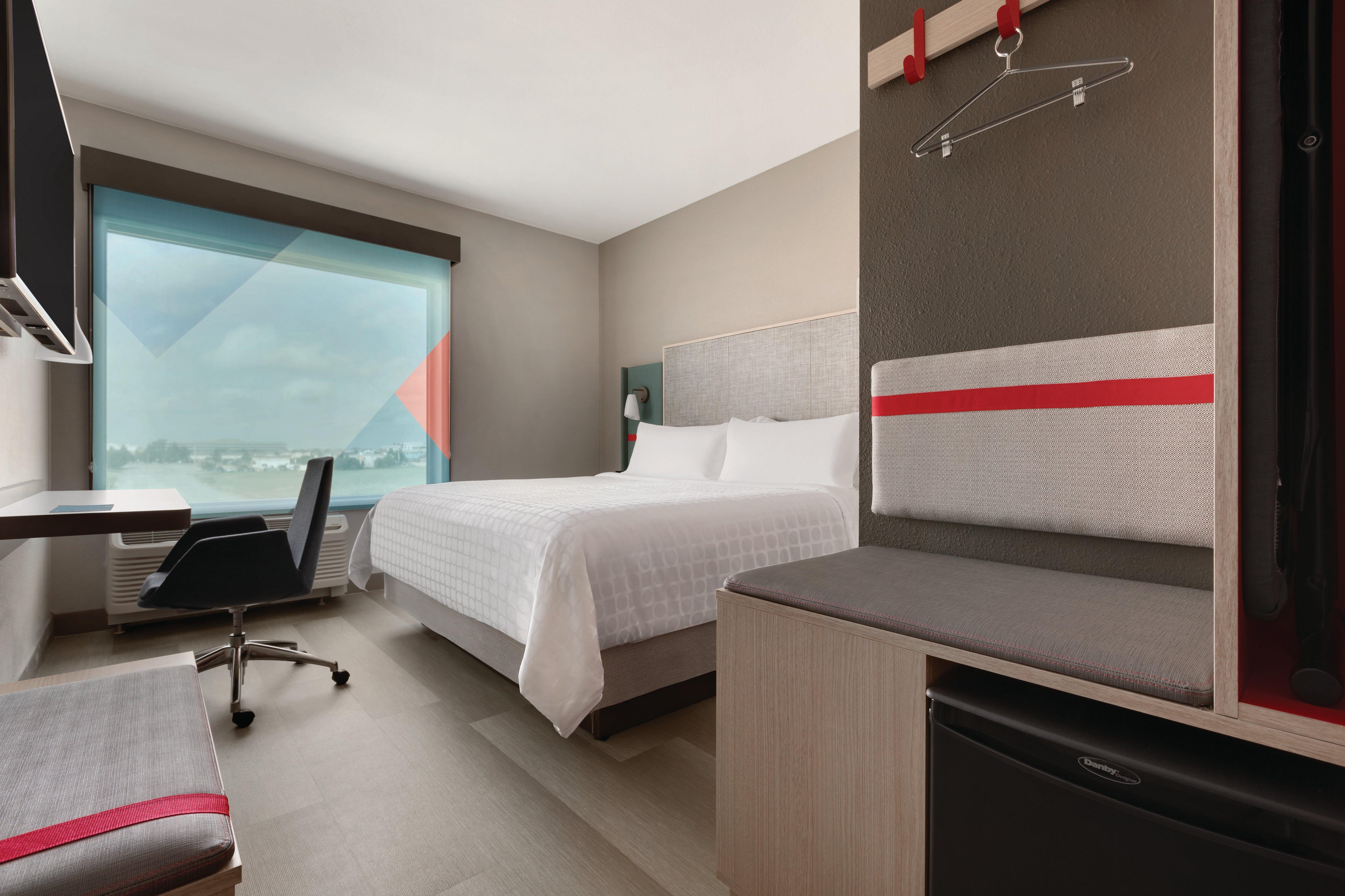 Avid Hotel - Staunton By Ihg Zewnętrze zdjęcie