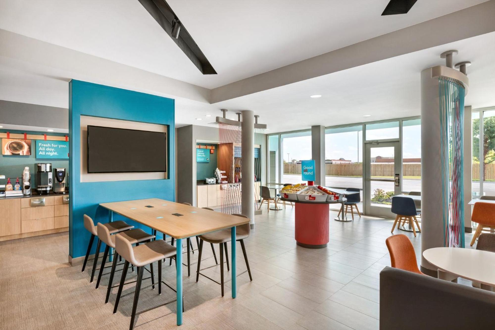 Avid Hotel - Staunton By Ihg Zewnętrze zdjęcie