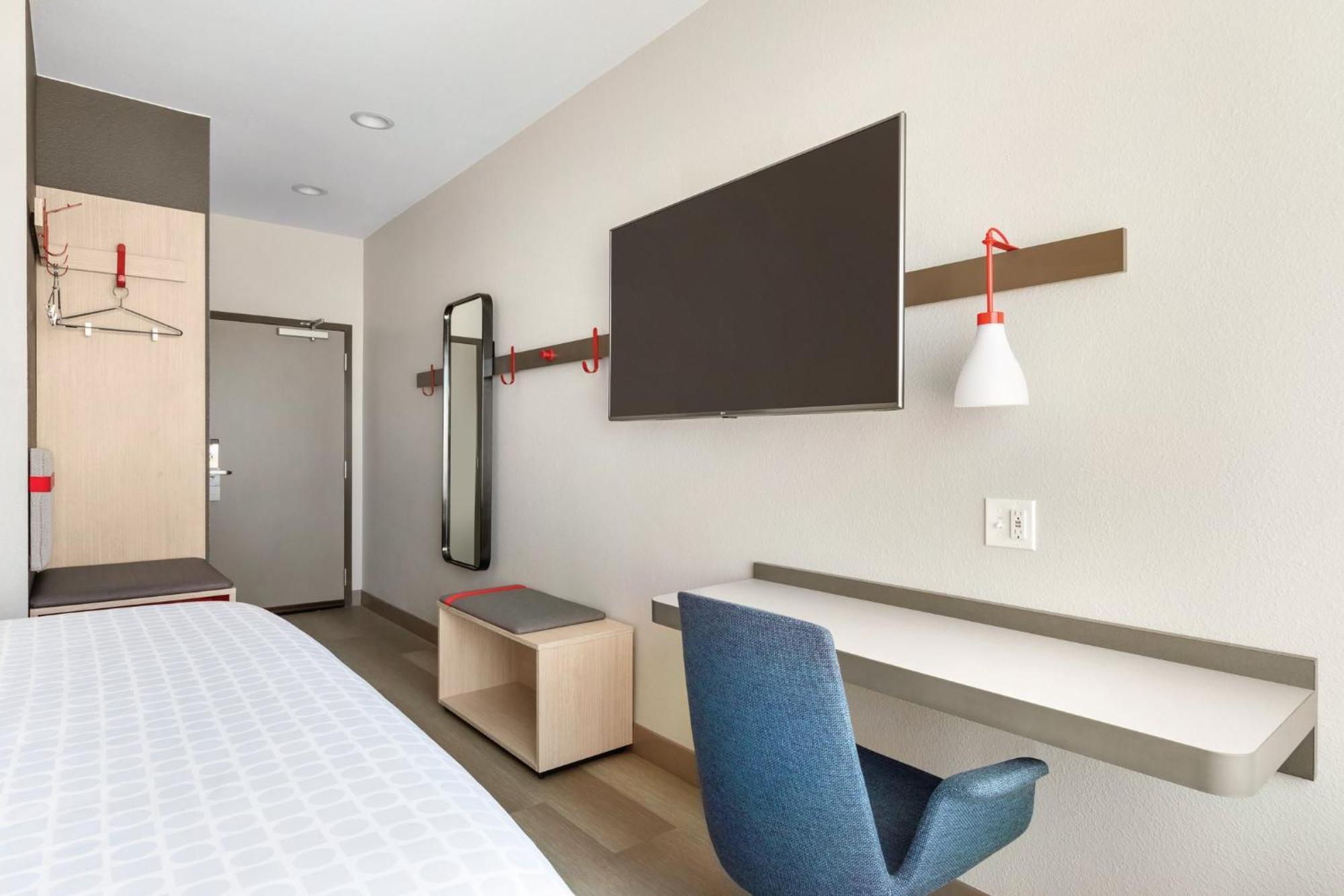 Avid Hotel - Staunton By Ihg Zewnętrze zdjęcie