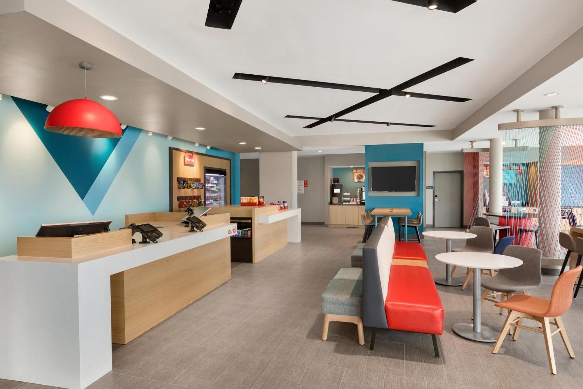 Avid Hotel - Staunton By Ihg Zewnętrze zdjęcie